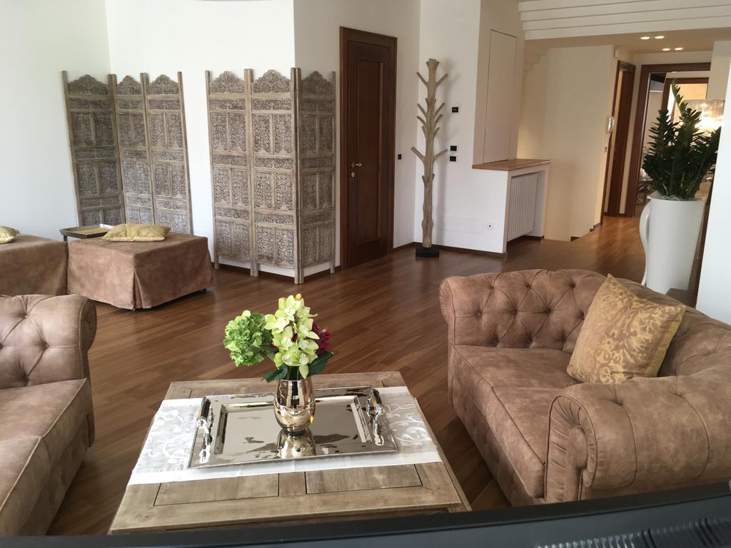 La Loggia Al Duomo - Treviso Apartman Kültér fotó